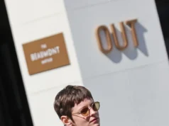 A City Bag de Emma Corinne também pode ser uma mudança para os rapazes