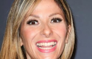 A apresentadora de TV Gülcan Kamps foi mãe pela segunda vez