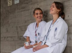 ‘Ainda respirando’: a resposta da Noruega a ‘The Pit’ é um drama médico televisivo que quebra recordes e mistura entretenimento com uma narrativa que define a agenda.