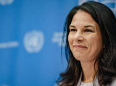 Annalena Baerbock surpreendeu com cena inusitada em Nova York