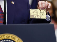 Apenas um cartão Gold Visa de um milhão de dólares foi emitido nos Estados Unidos desde a sua introdução.