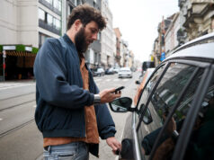 Aplicativo de compartilhamento de carro: viaje sem carro próprio