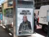 ‘Boycott Bezos’ Met Gala’: campanha de pôster selvagem tem como alvo Jeff Bezos em Nova York