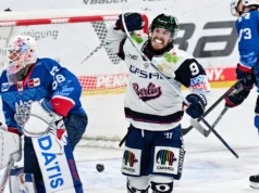 Campeão em título extremamente forte – loucura 5:1! Ursos polares agora têm discos de fósforo