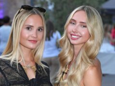 Carmen Geiss está feliz: admiradores secretos dão presentes para Davina e Shania