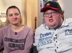 Casal desempregado quer que filho ganhe mais dinheiro: “Vale a pena!”