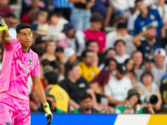 “Cenas desrespeitosas”: partida de futebol na Espanha termina em briga generalizada após jogador desmaiar