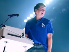 Charlie Puth chega ao palco Kia de Inglewood para seu maior show em Los Angeles até agora: crítica do concerto