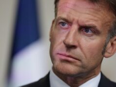 EDITORIAL. “Mabouls”: Emmanuel Macron ataca apoiantes da ruptura com a Argélia