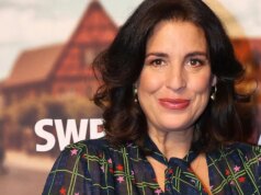 Elena Uhlig: Ela precisa tomar uma injeção para perder peso