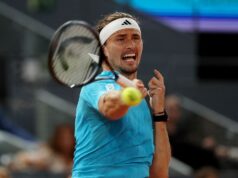 “Estou definitivamente feliz”: Zverev luta com raiva para abrir caminho no turno da noite