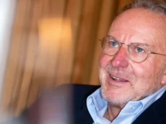 FC Bayern: Karl-Heinz Rummenigge anuncia que Michael Ollis não está à venda