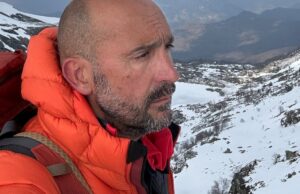 FOTOGRAFIA. “Este é o lugar perfeito para recarregar as baterias”: ele dorme na neve com vista para a Via Láctea do alto dos Pirenéus Ariège