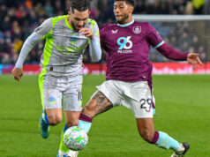 Futebol: Burnley da Inglaterra nomeia Michael Jackson como novo técnico