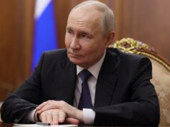 Guerra na Ucrânia: Vladimir Putin propõe cessar-fogo em 9 de maio, Vladimir Zelensky pede detalhes.