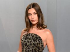 Hailey Bieber provoca o futuro de Rhode depois de vender US$ 1 bilhão