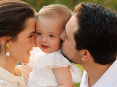 Hussein da Jordânia parabenizou seu amado Rajwa com uma nova foto de família