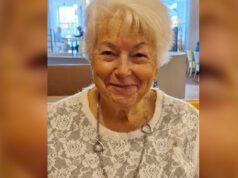 “Isso me lembra os tempos do nazismo”: a francesa Marie-Thérèse, 86, relembra sua detenção pelo ICE nos Estados Unidos