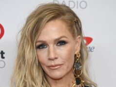 Jenny Garth foi criticada pela primeira vez por sua imagem corporal por BH-90210