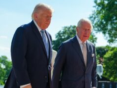 Momento histórico: Rei Charles visita Donald Trump