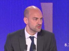 Morte de dois soldados franceses no Líbano: o ministro das Relações Exteriores, Jean-Noel Barot, condena o “crime de guerra”.