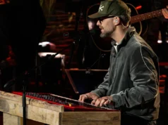 Muitas lágrimas durante “Sing my song” – Mark Forster toca com a música de um amigo morto