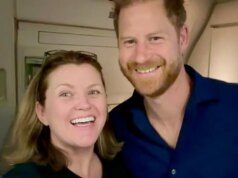 Mulher australiana descreve sua experiência com o príncipe Harry em um avião