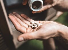 Multivitaminas podem retardar o envelhecimento biológico, mas o efeito é pequeno, diz estudo