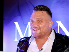 Na verdade, contra a lei: Por que Menowin Fröhlich está de volta ao DSDS