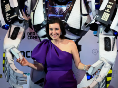No Computer Games Awards em Munique: Dorothee Bär impressiona com um visual incrível de ombros largos