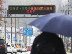 No Japão, após avisos sobre o perigo de um grande terremoto, um forte terremoto atingiu a ilha de Hokkaido.