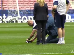 O Arsenal exigiu isso – uma medida incomum pouco antes do início do jogo