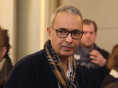 O escritor Kamel Daoud afirma que foi condenado a três anos de prisão na Argélia por seu livro “Horis”.