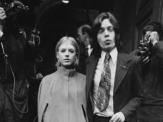 O livro revela os casos de Mick Jagger, drama de drogas e escândalos