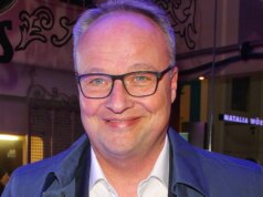 Oliver Welke explica sua piada sobre Howard Carpendale