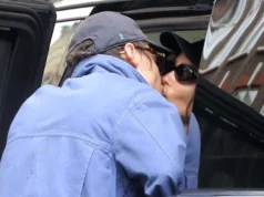 “Page Six” relata noivado – Harry Styles e Zoë Kravitz revelam seu primeiro beijo!