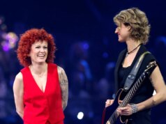 Parceiro apareceu com Helene Fischer: Este é o caminho de sucesso para o amor à distância de Lucy Diovska