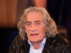 “Parte da minha vida caiu”: a lenda da DEFA, Winfried Glatzeder, lamenta a morte de sua esposa (†77)