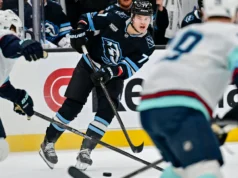 Perto de Munique – estrela da NHL inaugura sua própria arena de gelo