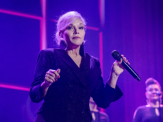 “Pouco antes de tombar”: Ina Müller tem um ataque de pânico no palco