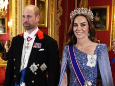 Príncipe William e Kate Middleton comemoram aniversário com foto de família