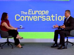Regras digitais: UE pronta para discutir com os EUA, não para removê-los