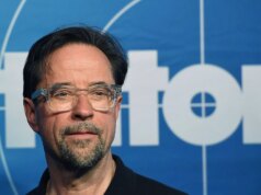 “Experimentar” em vez de contar: Jan Josef Liefers sobre sua terapia com cetamina