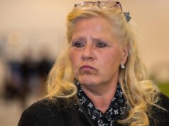 Sylvia Volney: Ela tem dificuldade para andar devido a um distúrbio neurológico