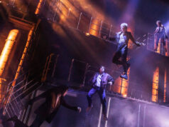 The Lost Boys divulga novas fotos da produção antes da noite de estreia na Broadway