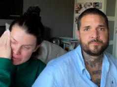 Um casal de atores lamenta emocionalmente um filho ainda não nascido