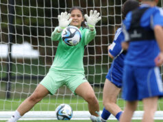“Um grande sucesso e história”: um grupo de refugiados afegãos autorizados a representar a seleção nacional