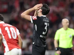 Uma derrota amarga no último minuto para o Freiburg – no estádio mais louco da Europa