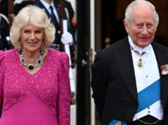 Veja os trajes reais do Rei Charles e da Rainha Camilla em um jantar oficial