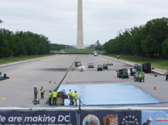 “Vergonhoso”: Donald Trump muda a cor do espelho d’água do Lincoln Memorial e causa polêmica